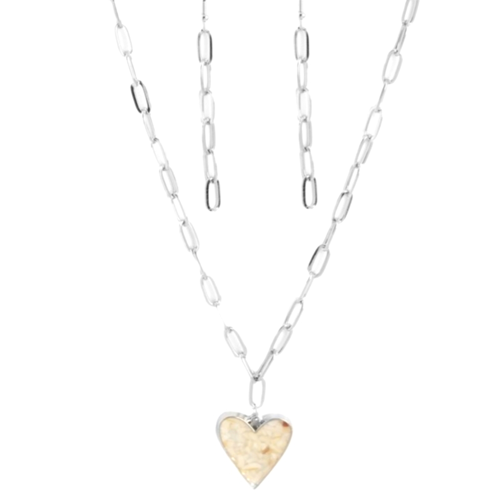 Kiss and SHELL - necklace and earrings set